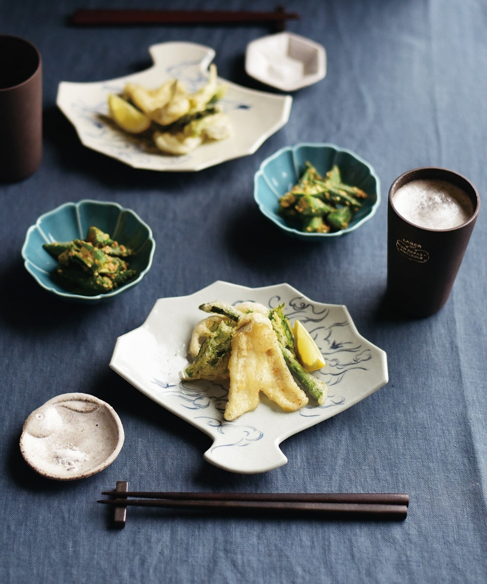 Seifu Fan-Shaped Plate White (21 x 17.5 x 3 cm)