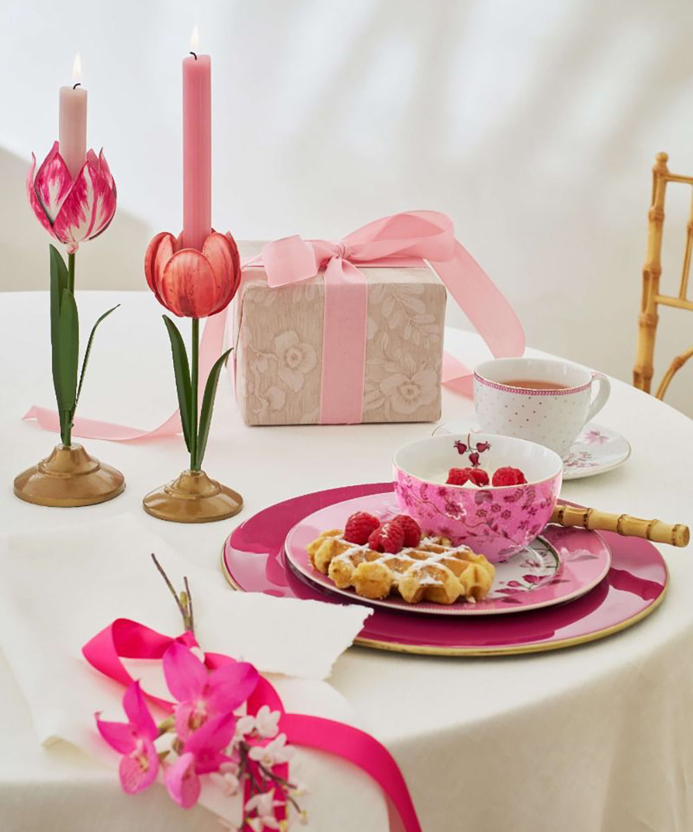 Set/2 Tulip Candle Holders Metal Pink