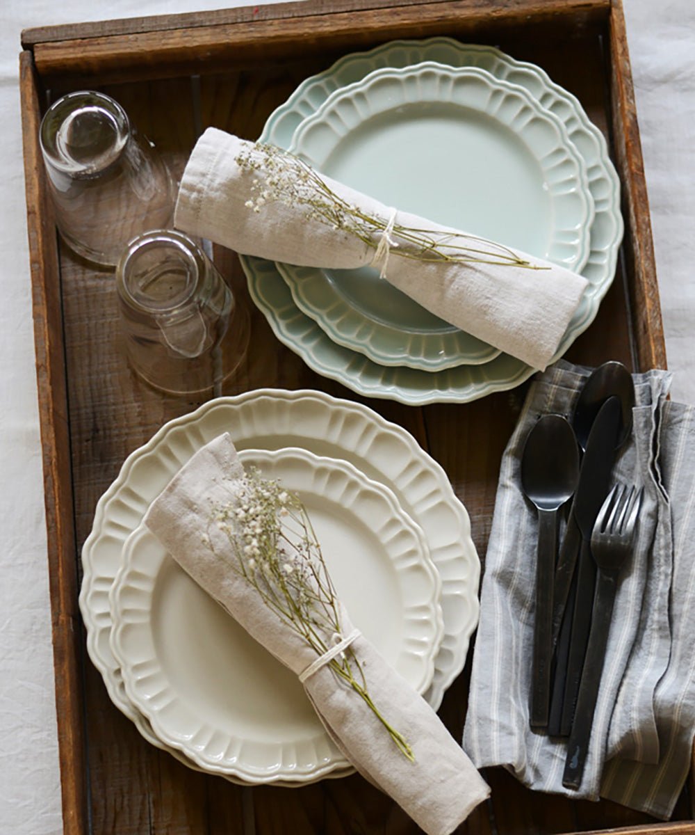 Pomponner 240 Plate White (24 x24 x 2.5 cm)