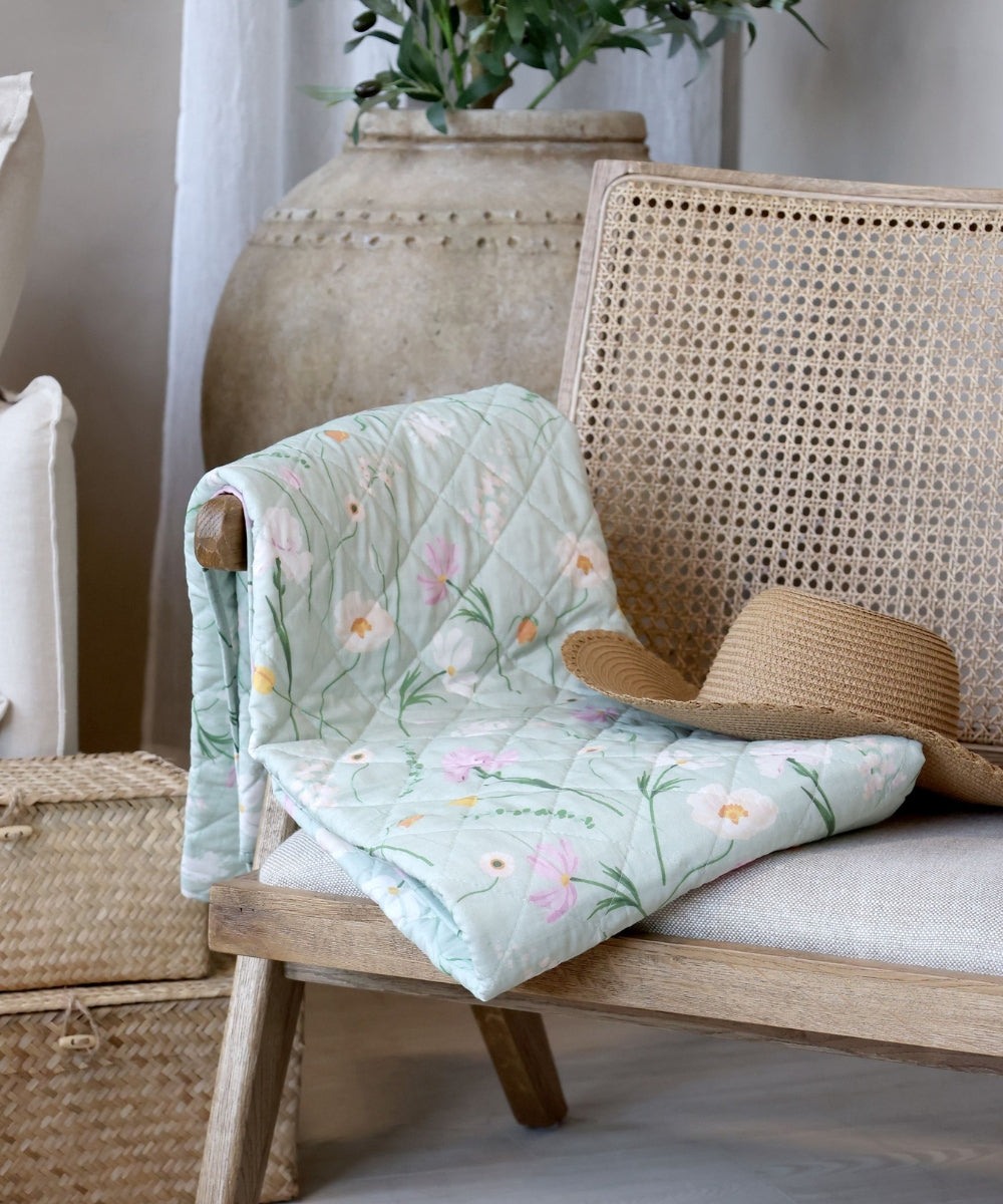 Aix Quilt w. flowers, L180/W130 cm verte