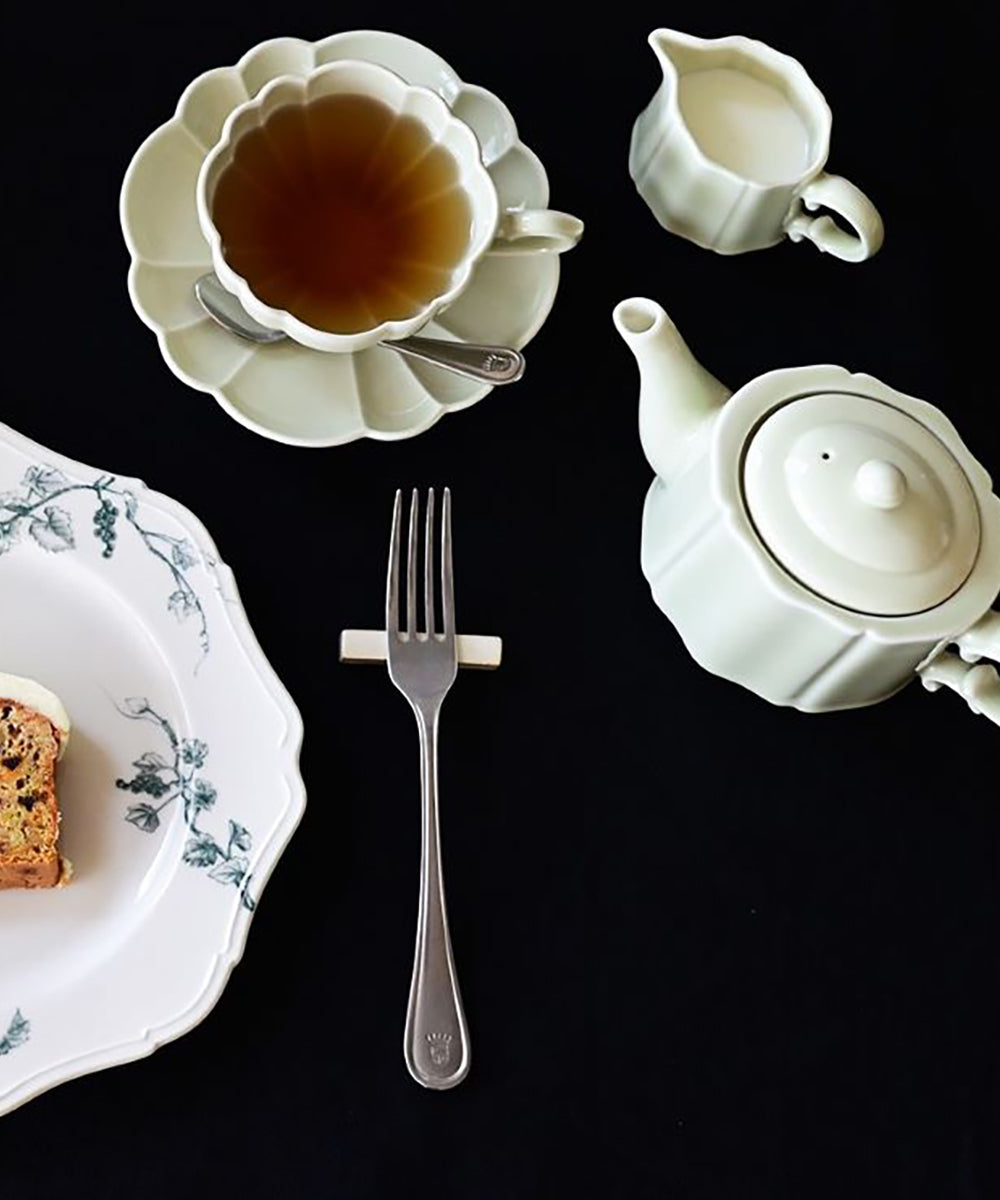 Pungency Teapot White (20 x 9 x 13 cm)