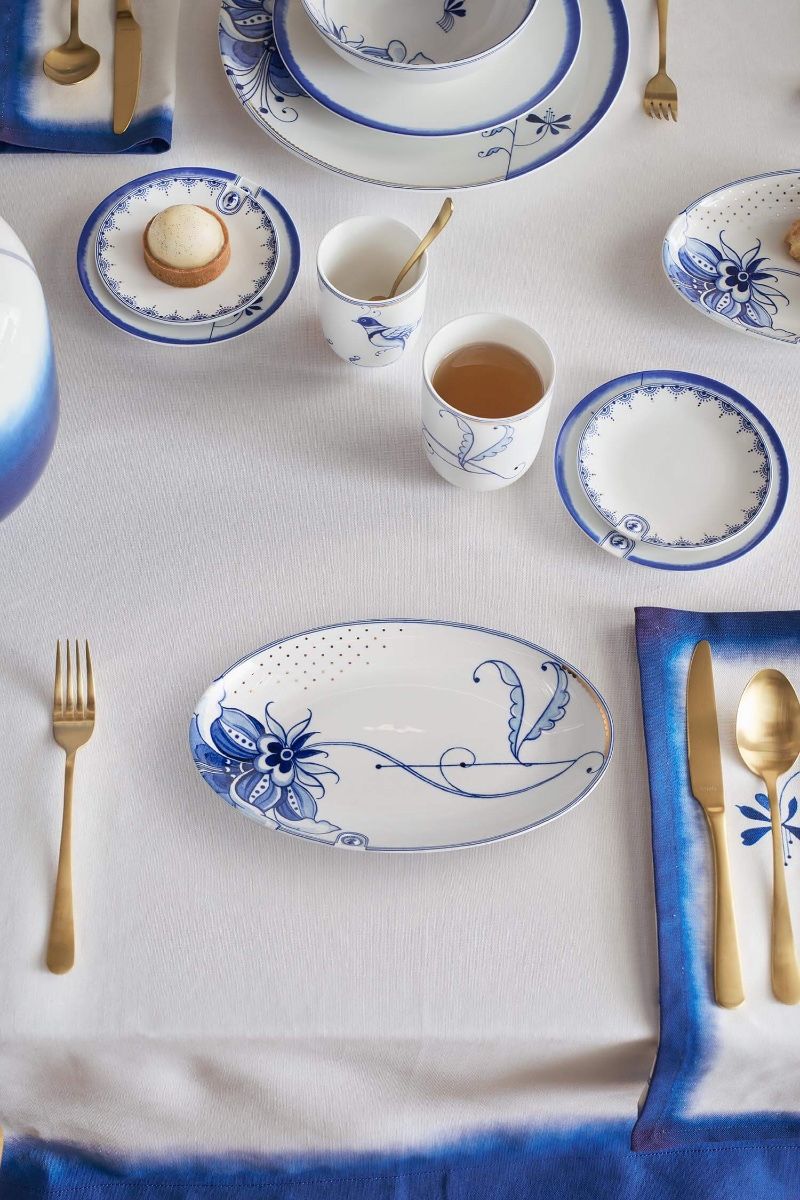 Plate Oval Pip & The Blue Bird White 25.5 X 16.5cm