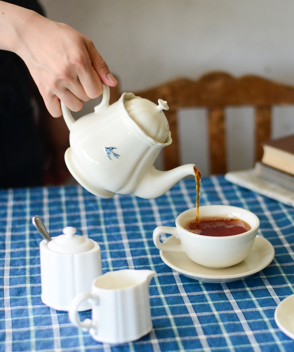 Pungency Creamer Pitcher White (10 x 5.5 x 6 cm)